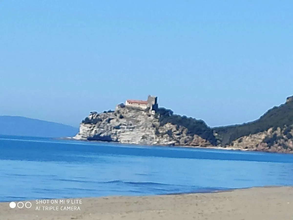 Apartment Appartamenti In Villa Castiglione della Pescaia