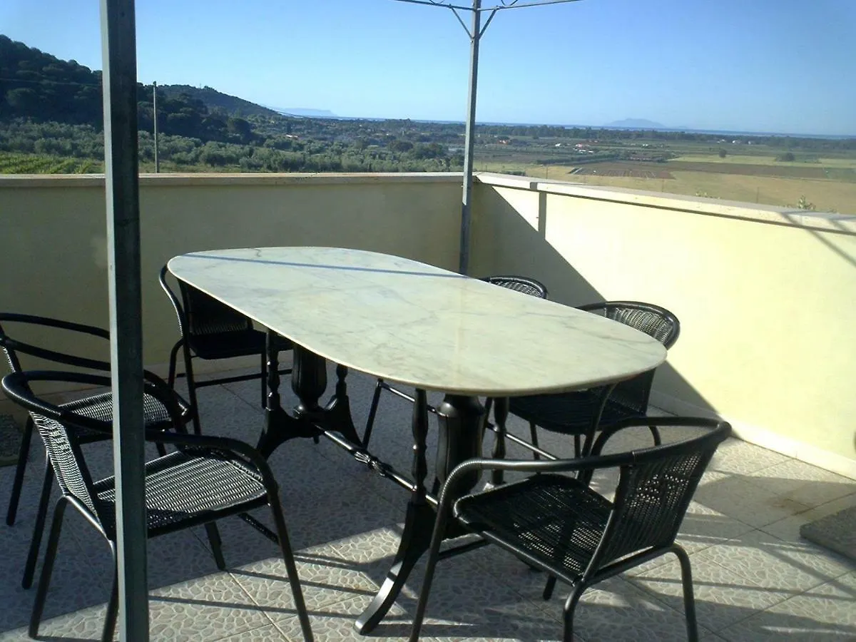 Apartment Appartamenti In Villa Castiglione della Pescaia